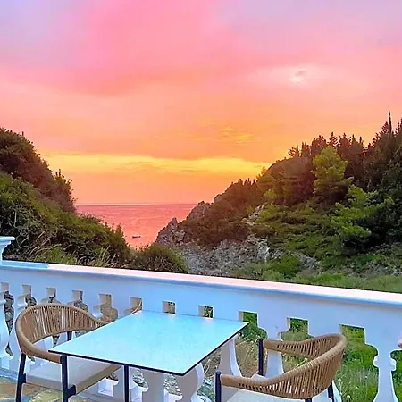 Corfu Valley View ホテル パレオカストリッツア
